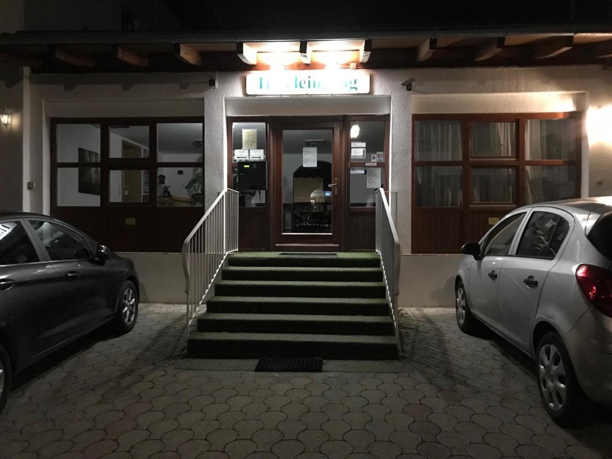 Abendruhe Hotel - Kontaktloser Check In Оберхахинг Экстерьер фото