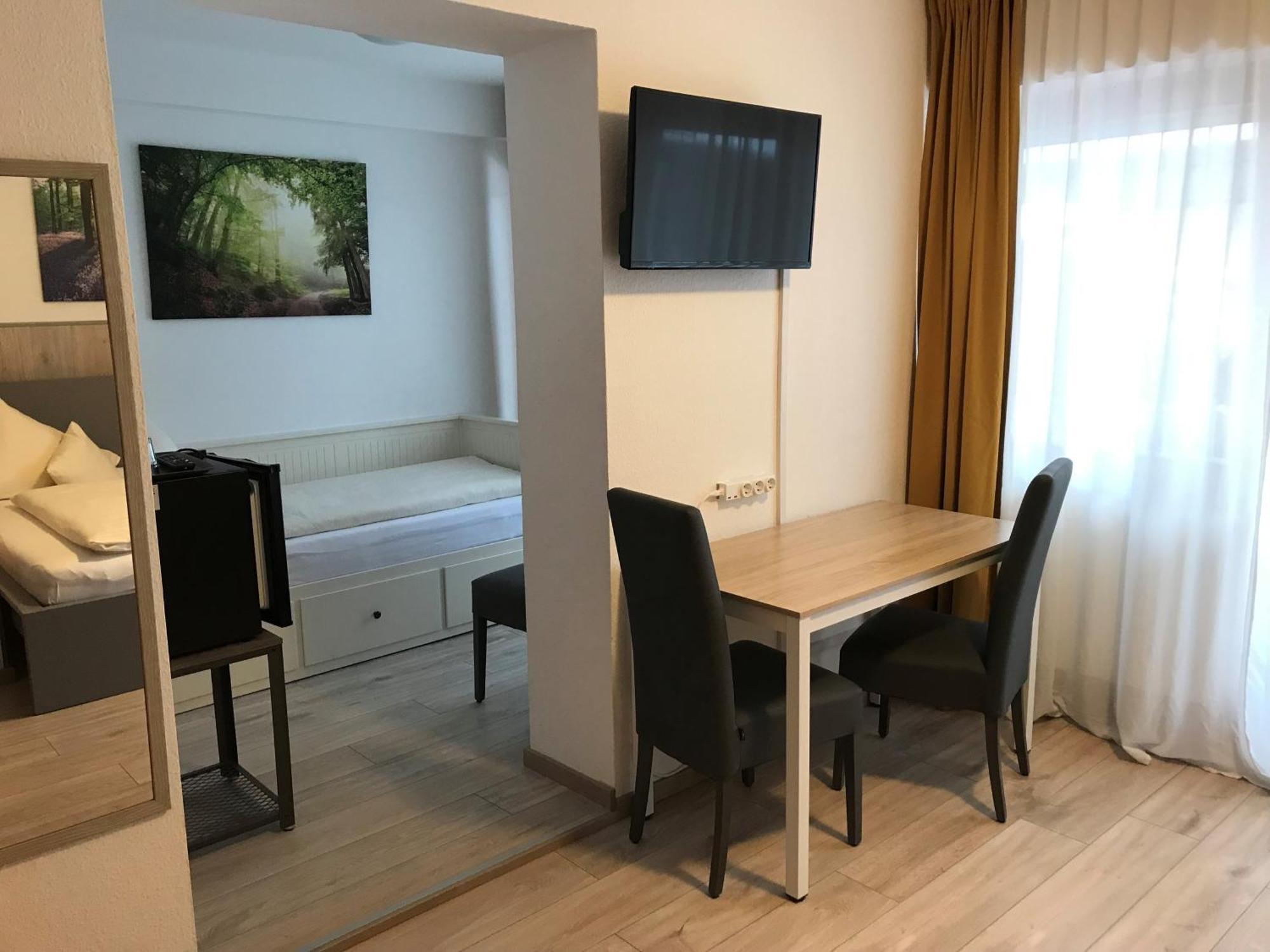 Abendruhe Hotel - Kontaktloser Check In Оберхахинг Экстерьер фото