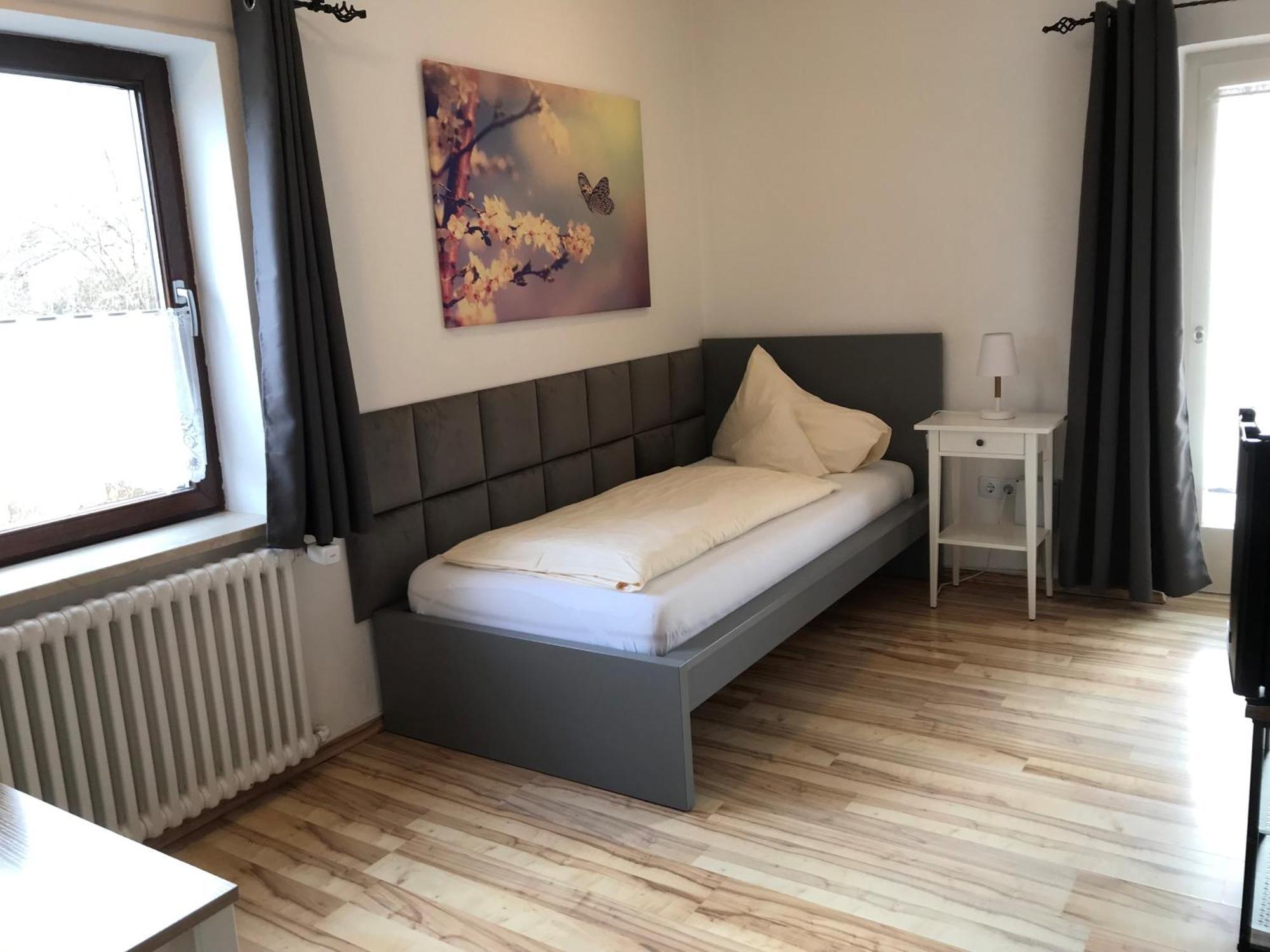Abendruhe Hotel - Kontaktloser Check In Оберхахинг Экстерьер фото